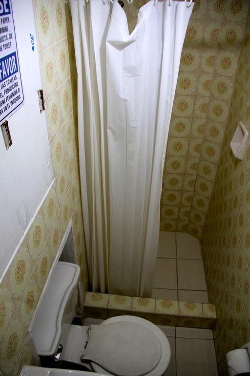 The House Project Backpackers Lima Zimmer foto